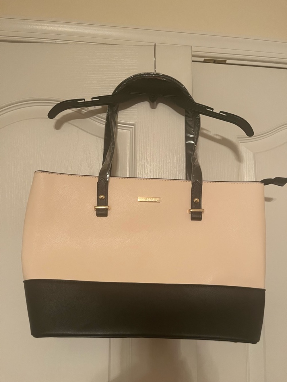 Women's Two-Tone Tote Bag in White and Black